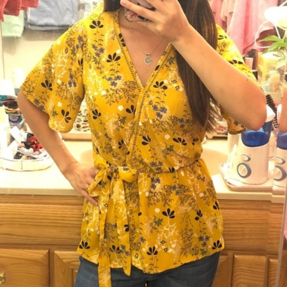 Charlotte Russe Tops - Picnic Date: Floral Chiffon Top